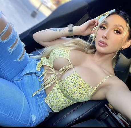 Mirahbella onlyfans nsfw