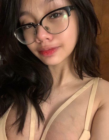 Hilixlie onlyfans pics