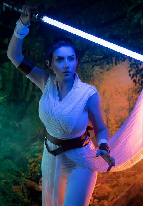 EzySummers Cosplay only fans leaks