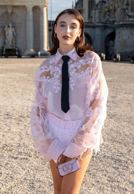 Emma Chamberlain onlyfans pics