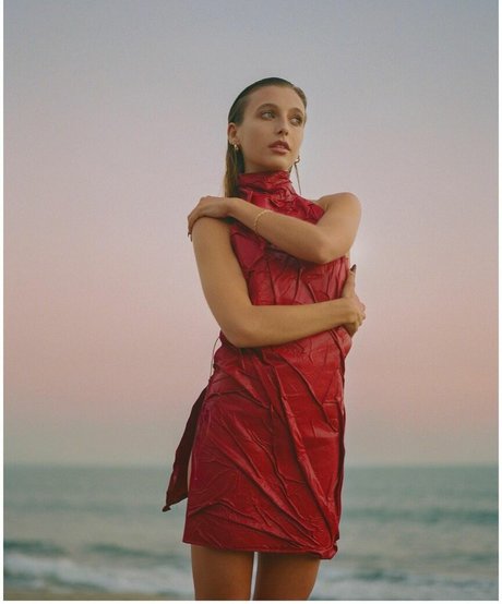 Emma Chamberlain onlyfans nude leaks