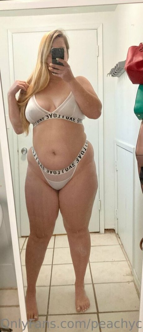 peachycatfree onlyfans leaked dirtyship