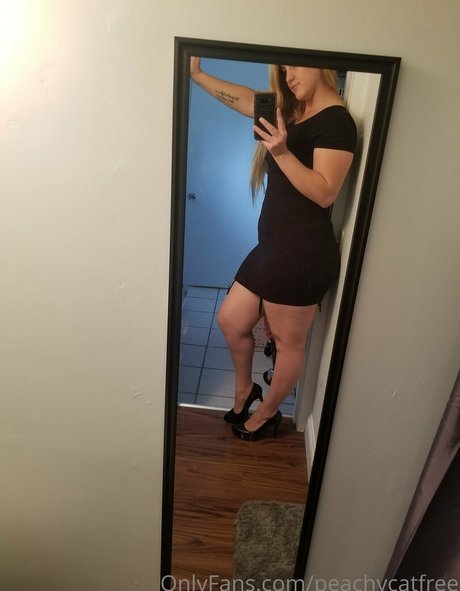 peachycatfree onlyfans leaks nudes