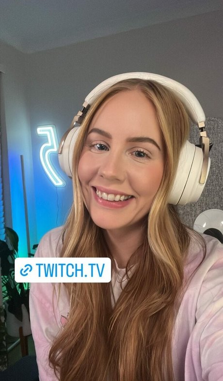 titty fuck onlyfans sexy nudes exposure