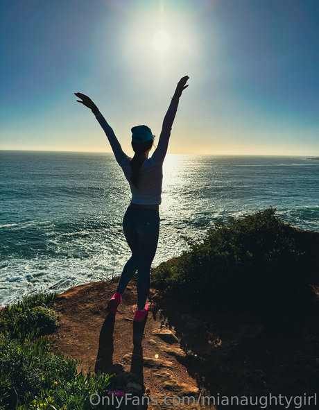 mianaughtygirl onlyfans leak