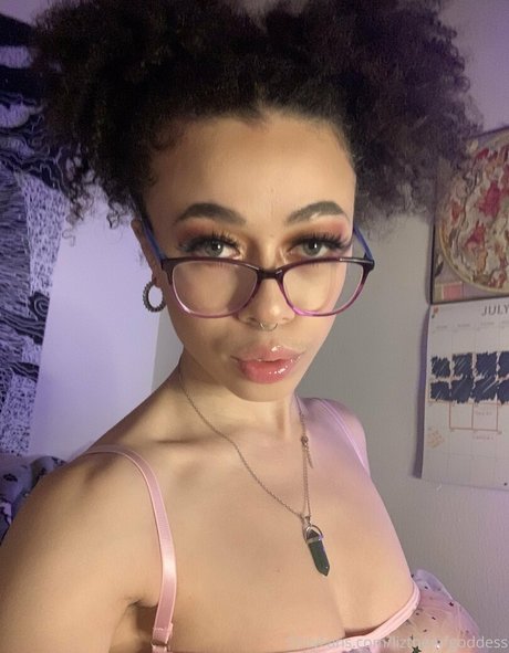 lizthemfgoddess leaked onlyfans photos