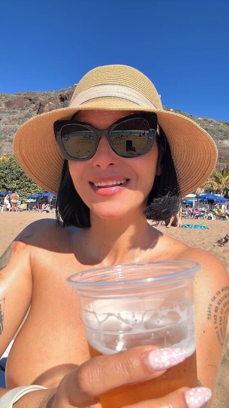 lovely maria onlyfans nude tits