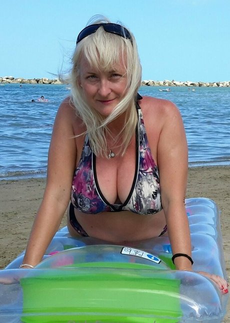 monicutex2 onlyfans pics nude