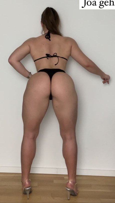 Leonie Kommoss onlyfans naked pics
