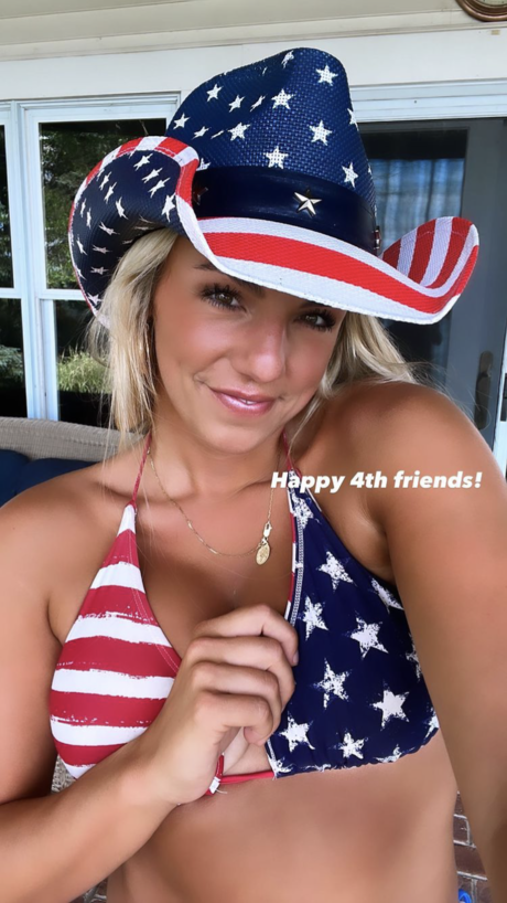 Annie Agar onlyfans leaks xxx