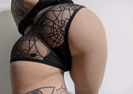 arianestamour onlyfans photo