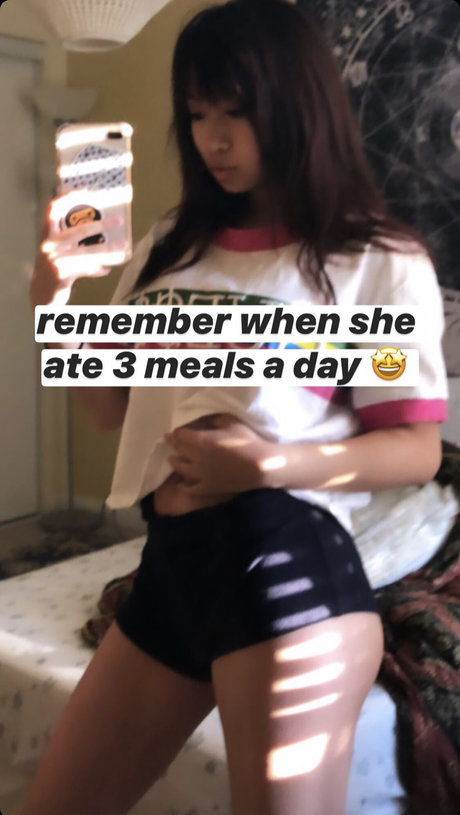 Fruitypoppin leaks only fans