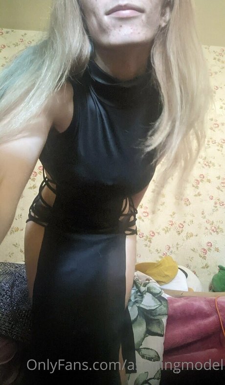 aspiringmodel onlyfans leajs