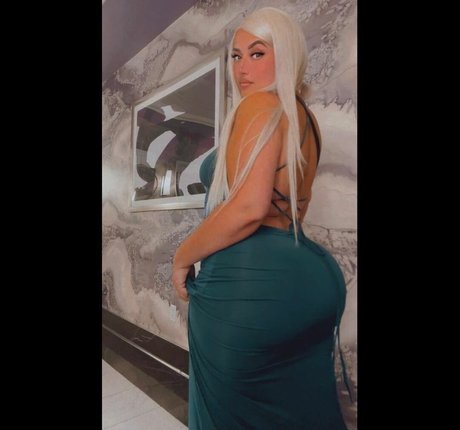 freckles onlyfans top candids