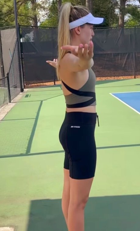 Eugenie Genie Bouchard only fans leak nude