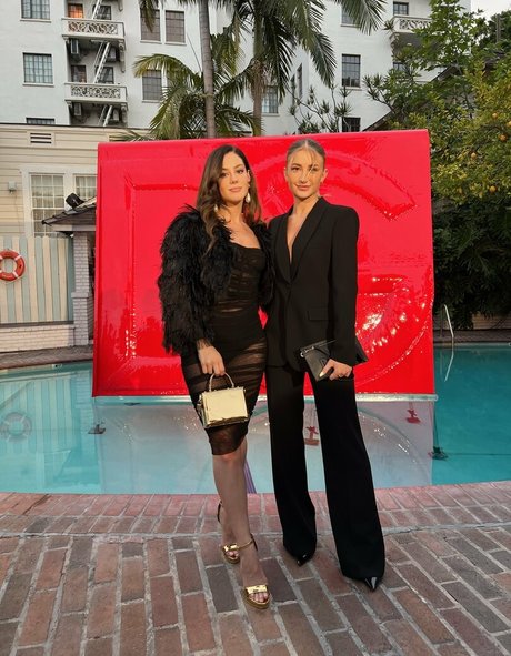 LuluLuvely onlyfans posts