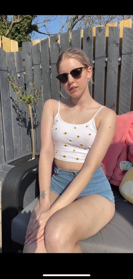 HoxieLoxie onlyfans x