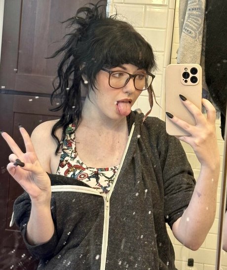 NotSaige onlyfans for free