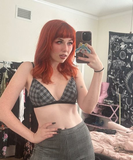 NotSaige onlyfans explicit content