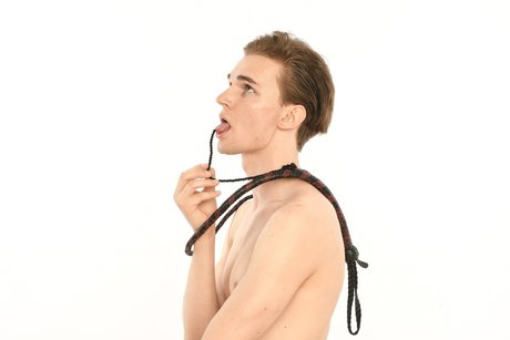 Olek O Neight_ is on onlyfans