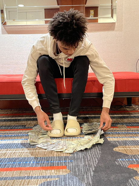 Vaughn Raines onlyfans porno