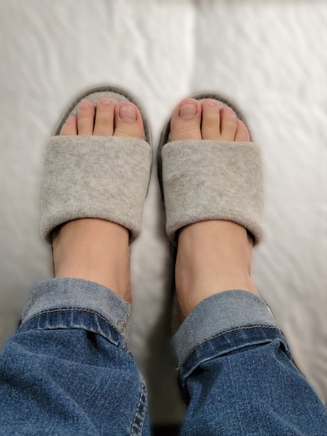 Real Feet onlyfans leaks xxx