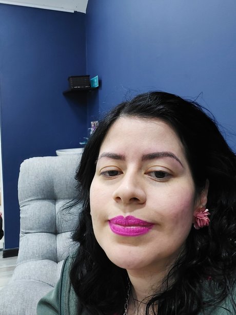 Paola Andrea Riveros onlyfans porn leak