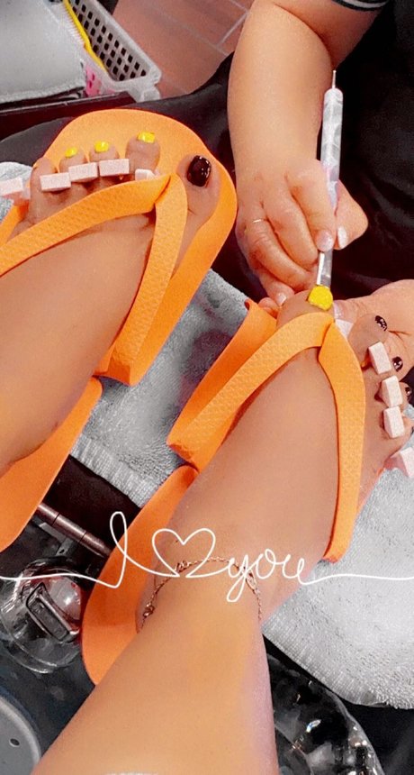 PrettiiTastii onlyfans leaked naked