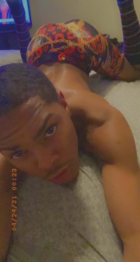 PBsaxson onlyfans fuck