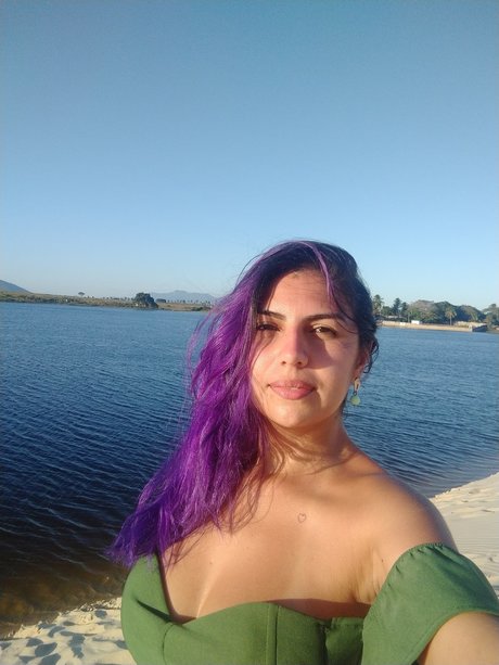 Nathalia Oliveira de Sousa onlyfans content