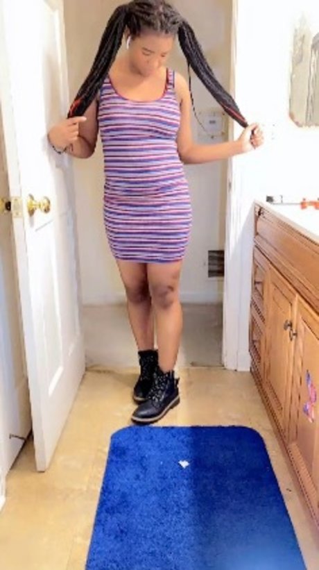 Ashanti Harris onlyfans nudes