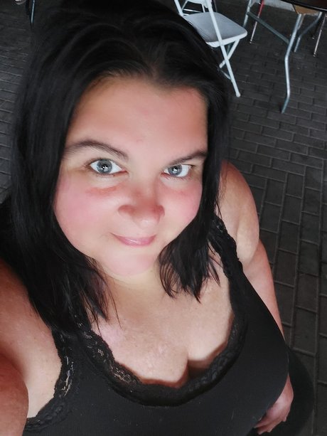 Antoinette Bella nsfw onlyfans