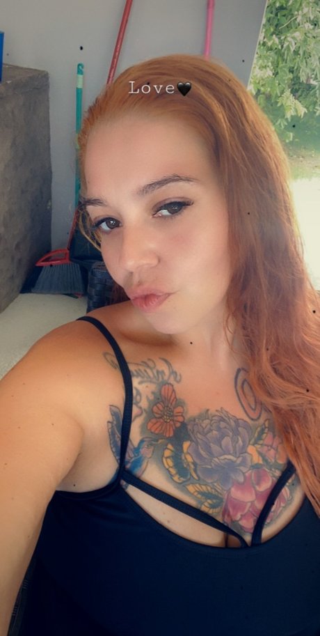 Prettytaina onlyfans tits