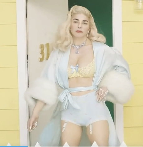 PrettymessNY pics onlyfans