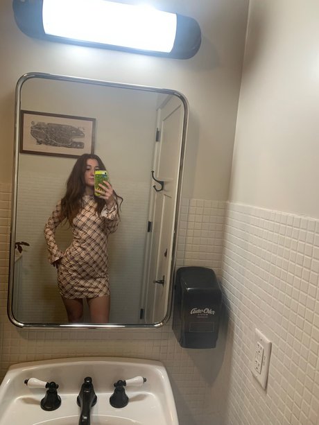 Retro Russian Doll porn onlyfans