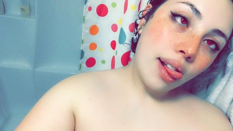 Reina Rayann onlyfans leaked.