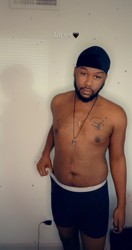 raw freak onlyfans nude pictures