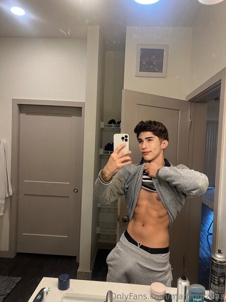 Martin Urzua onlyfans fotos