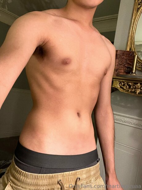 Martin Urzua onlyfans pics