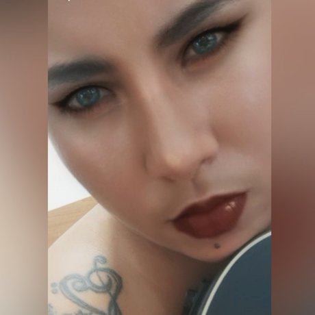 MARRENTINHA_ onlyfans model photos