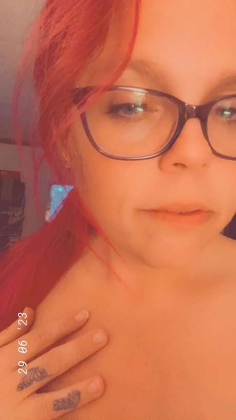 Marie1985 onlyfans model photos