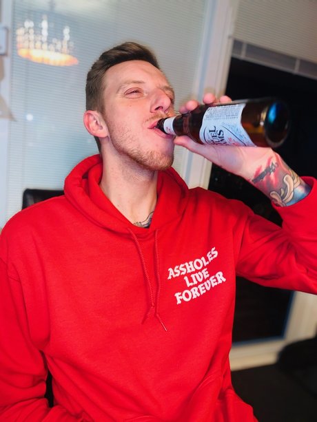 Mat Mathews onlyfans nudes