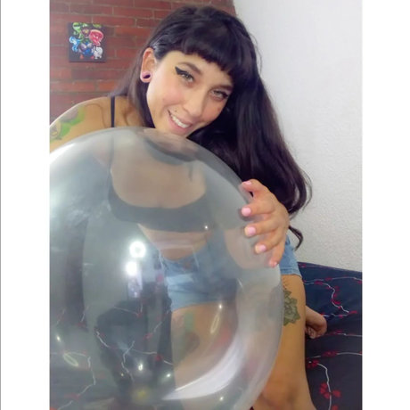 Maryn Green nsfw onlyfans