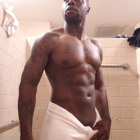 Dark Essential  snapshot