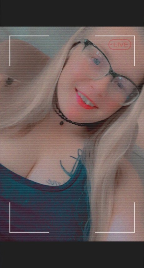 Blonde Beauty onlyfans sex leaks