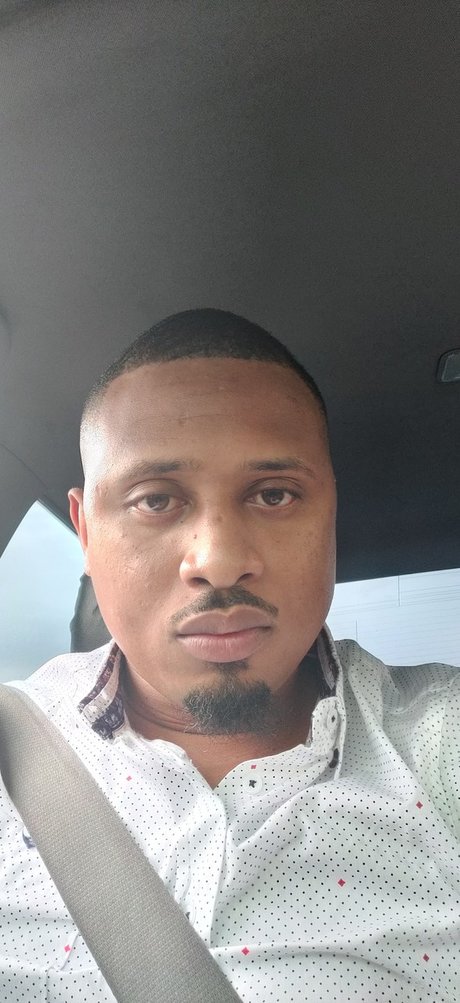 Nino Brown onlyfans boobs