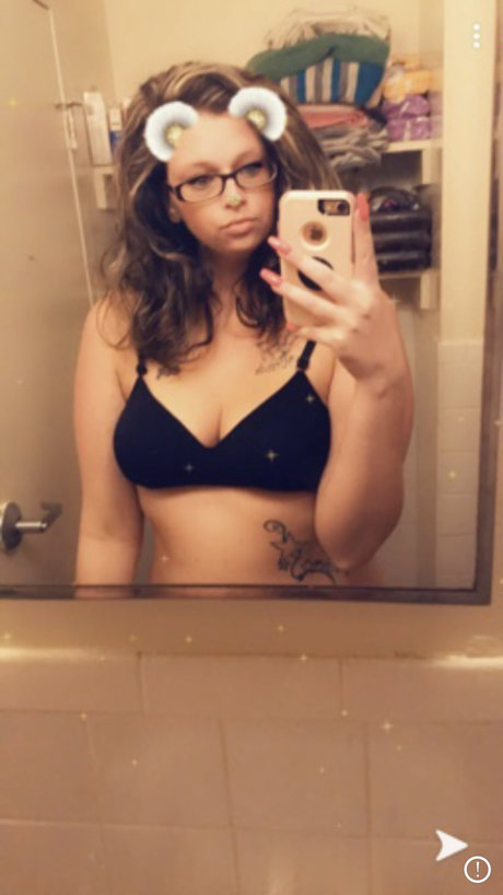 Miranda Dawn onlyfans pics