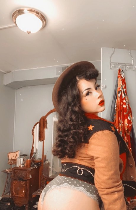 May Heathen onlyfans leak