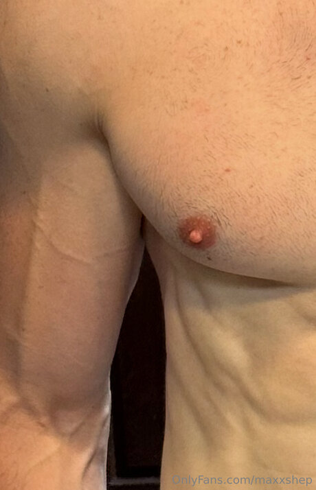 Max Shepard nude only fans