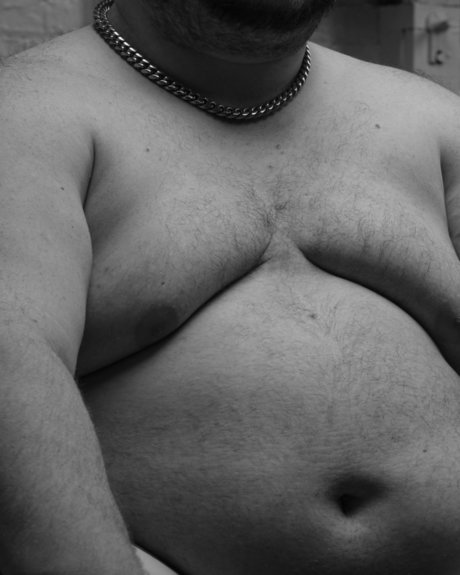 The Size of a Man onlyfans leaked pictures